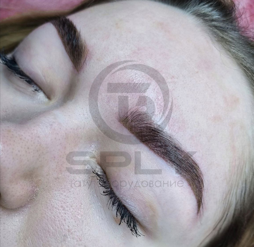"Теплый русый" пигмент гибридный для бровей Queenmakeup фото 3